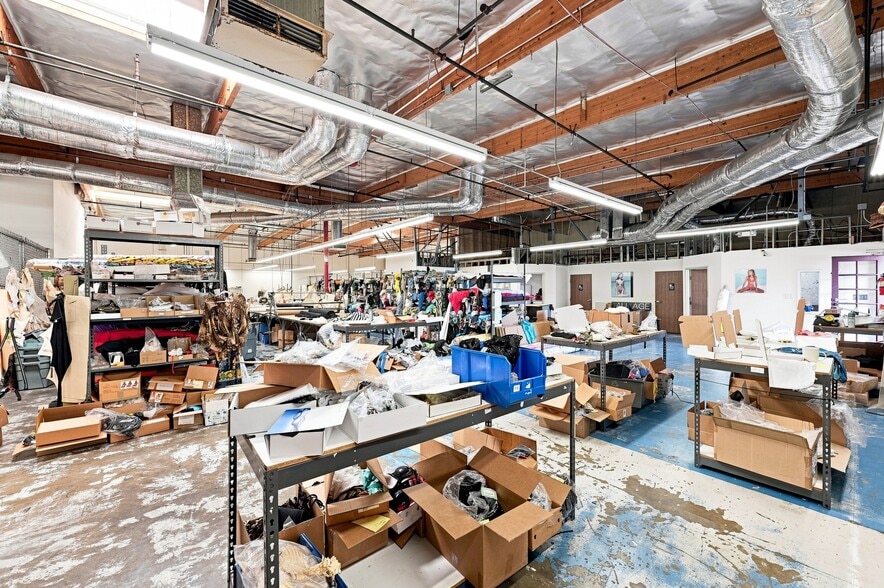 More Photos Of 7717 Formula Pl, San Diego Manufacturing For Sale