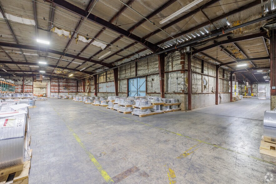 More Photos Of 630 George St, Marshfield Warehouse For Sale