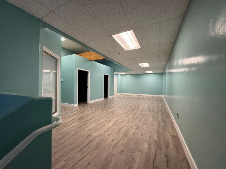 More Photos Of 3261 S Higuera St, San Luis Obispo Office For Lease