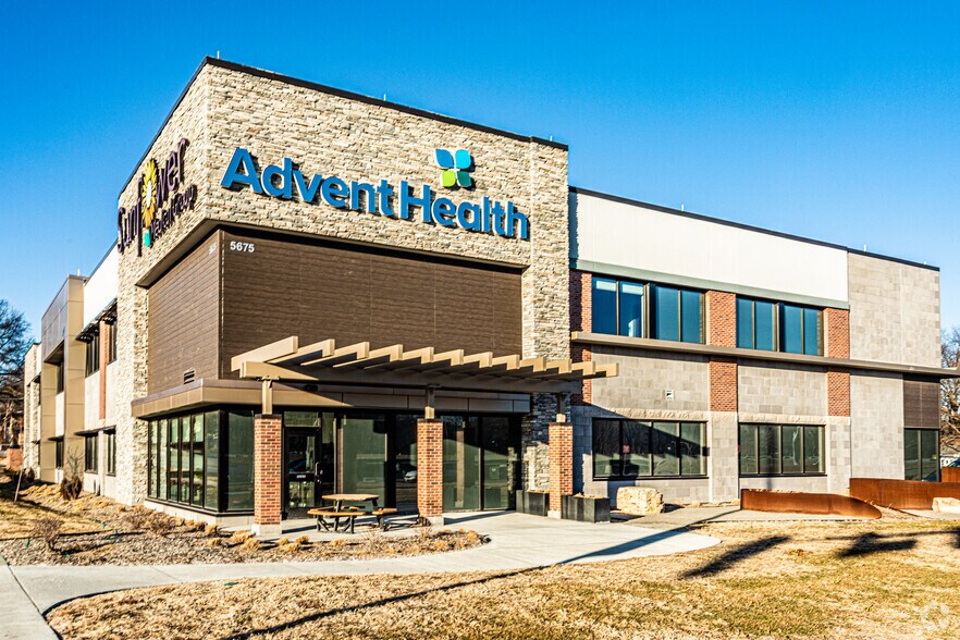More Photos Of 5675 Roe Blvd, Mission Medical For Lease