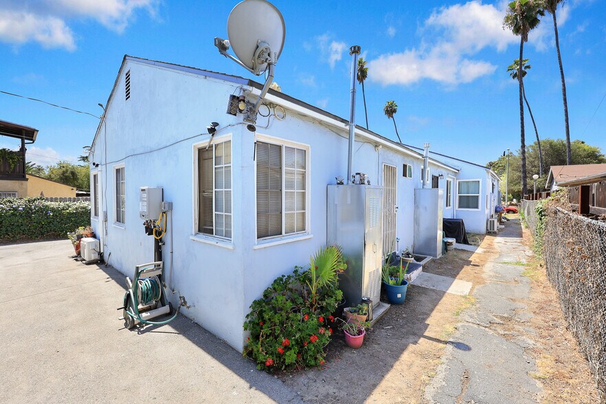 More Photos Of 1758 Lincoln Ave, Pasadena Apartments For Sale