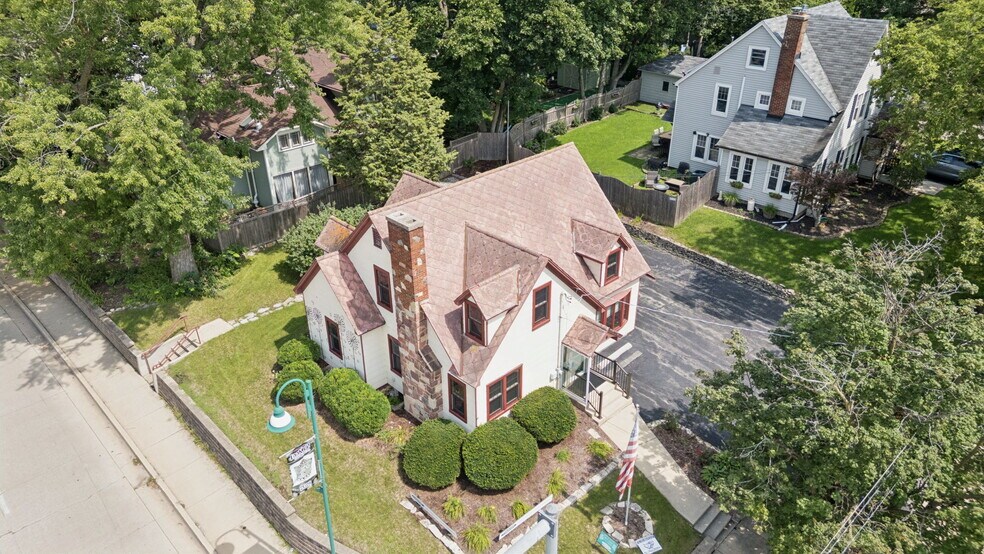 More Photos Of 6 E Washington St, Oswego Office For Sale