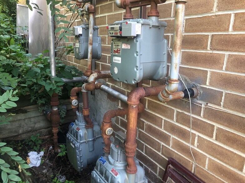 More Photos Of 192-196 N Highland Ave, Ossining Storefront For Lease