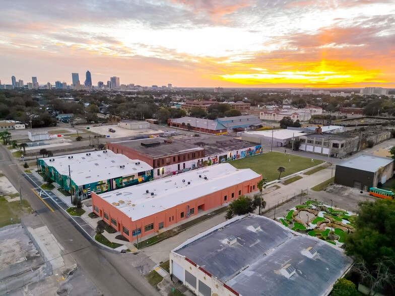 More Photos Of 2336 N Liberty St, Jacksonville Freestanding For Lease