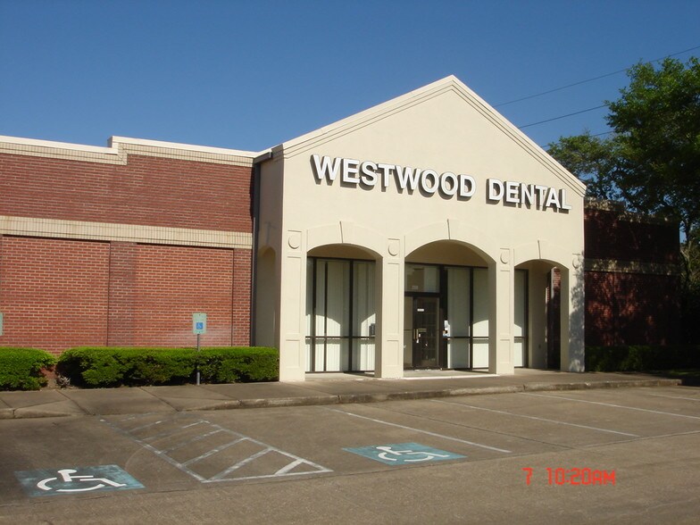 More Photos Of 2310 Settlers Way Blvd, Sugar Land Freestanding For Lease