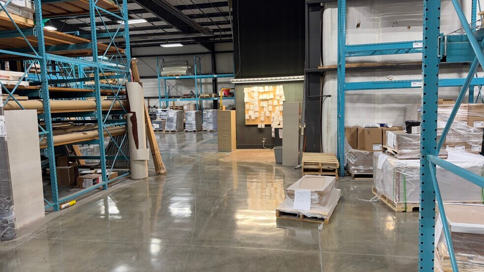 More Photos Of 5201 S 19th St, Lincoln Warehouse For Sale