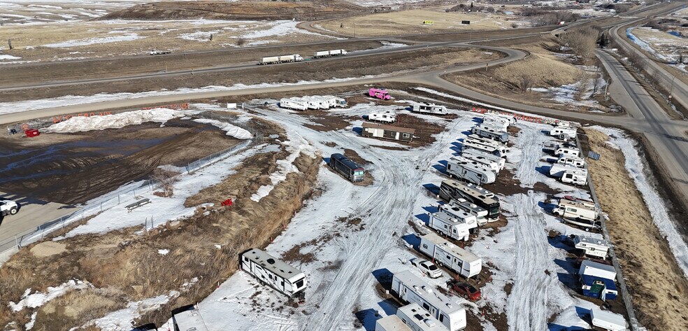 More Photos Of 1605 Caribou St E, Moose Jaw Industrial For Lease