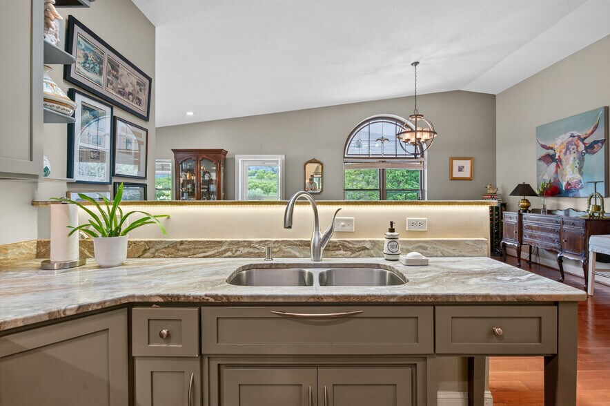 More Photos Of 1661 Turner Spur Rd, Fancy Gap Healthcare For Sale