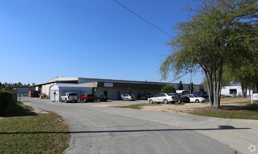 More Photos Of 3299 Bill Metzger Ln, Pensacola Warehouse For Sale