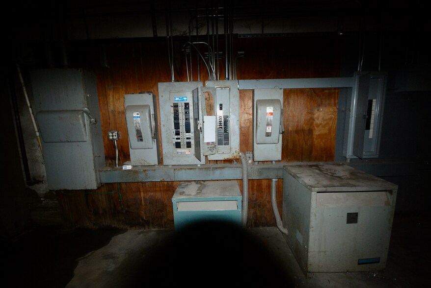 More Photos Of 139-165 Conalco Dr, Jackson Warehouse For Lease