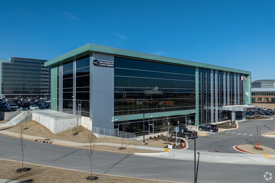 Primary Photo Of 3721 S Champions Dr, Rogers Medical For Lease