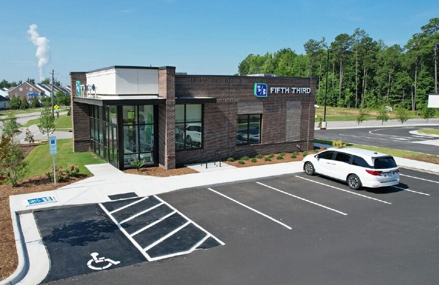 More Photos Of 1121 Moncure Place, Apex Bank For Sale