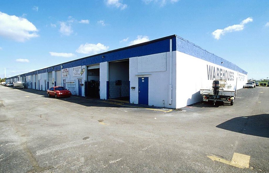 More Photos Of 10700 SW 190th St, Miami Warehouse For Lease