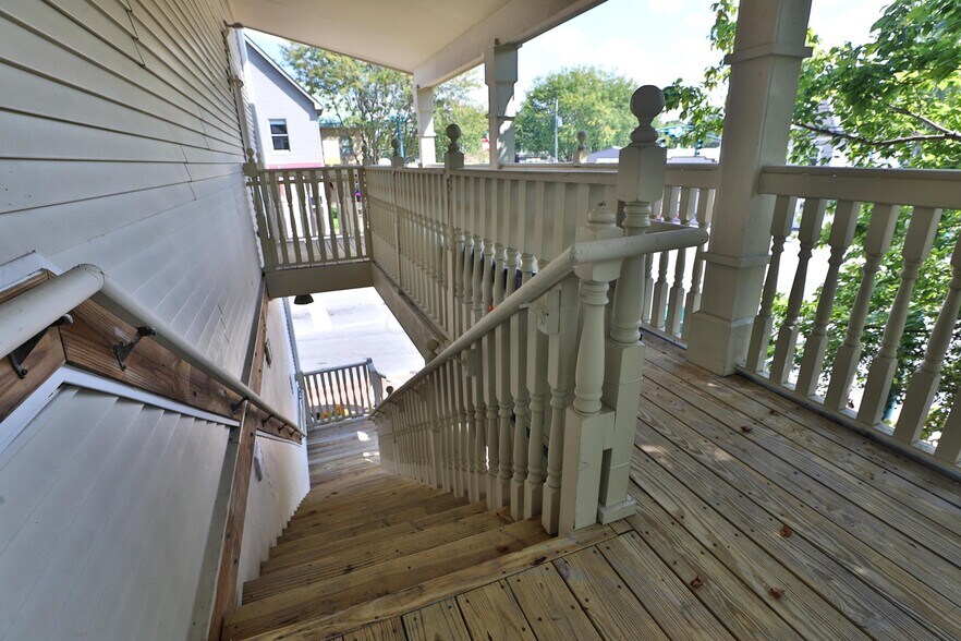 More Photos Of 57 Mill St, Columbus Storefront For Sale