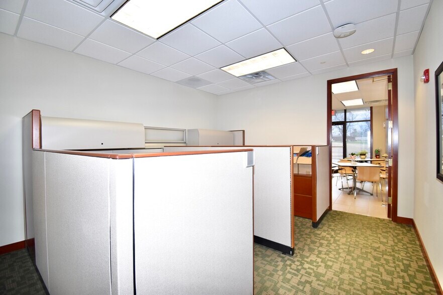 More Photos Of 79 Stonebridge Blvd, Jackson Office For Lease