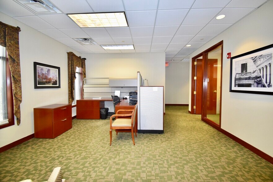 More Photos Of 79 Stonebridge Blvd, Jackson Office For Lease