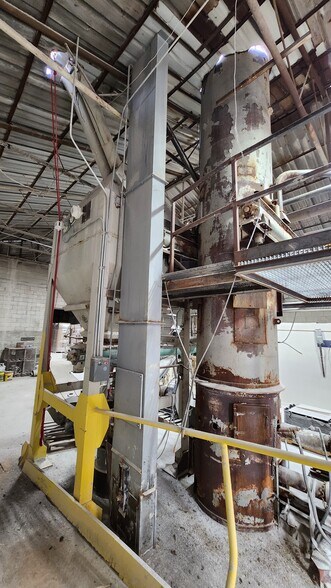 More Photos Of 530 N 400 W, Malad City Warehouse For Sale