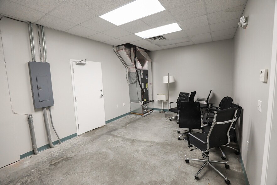 More Photos Of 2030 SW 75th Ter, Gainesville Medical For Lease