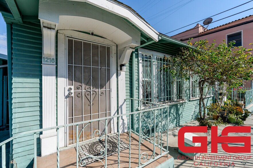 More Photos Of 1216 N St Andrews Pl, Los Angeles Multifamily For Sale