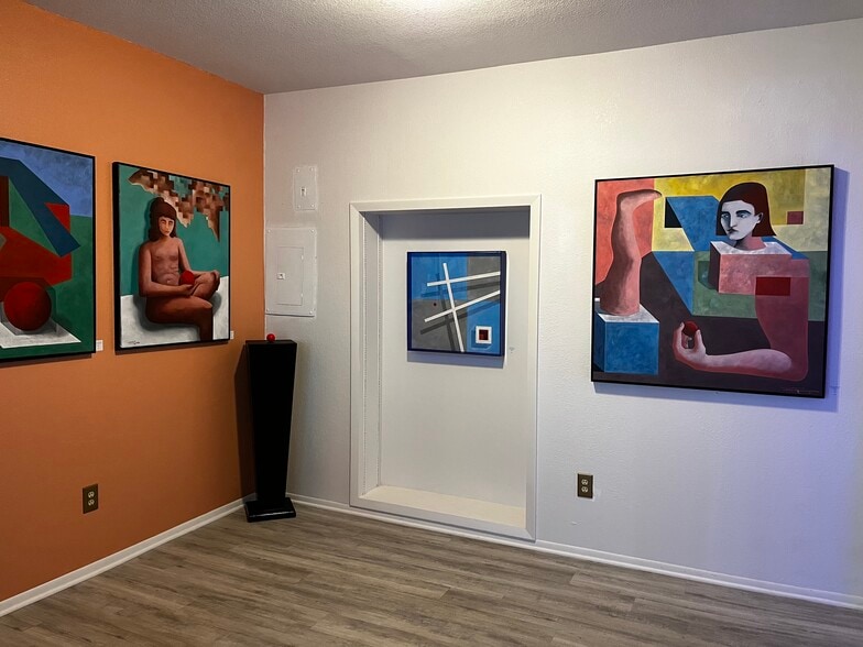More Photos Of 4235 Central Ave, Saint Petersburg Loft Creative Space For Sale