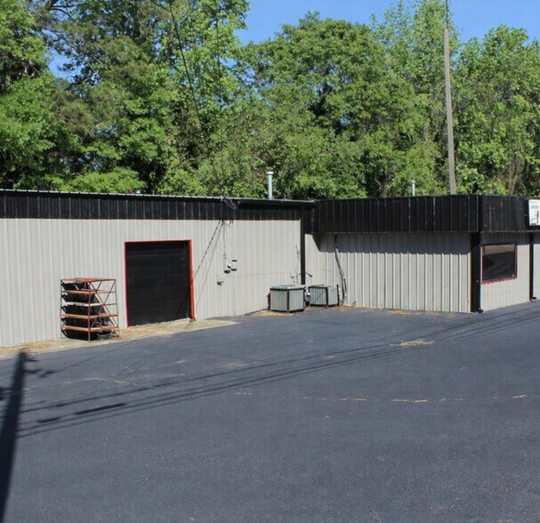 More Photos Of 5251 Buena Vista Rd, Columbus Light Distribution For Sale