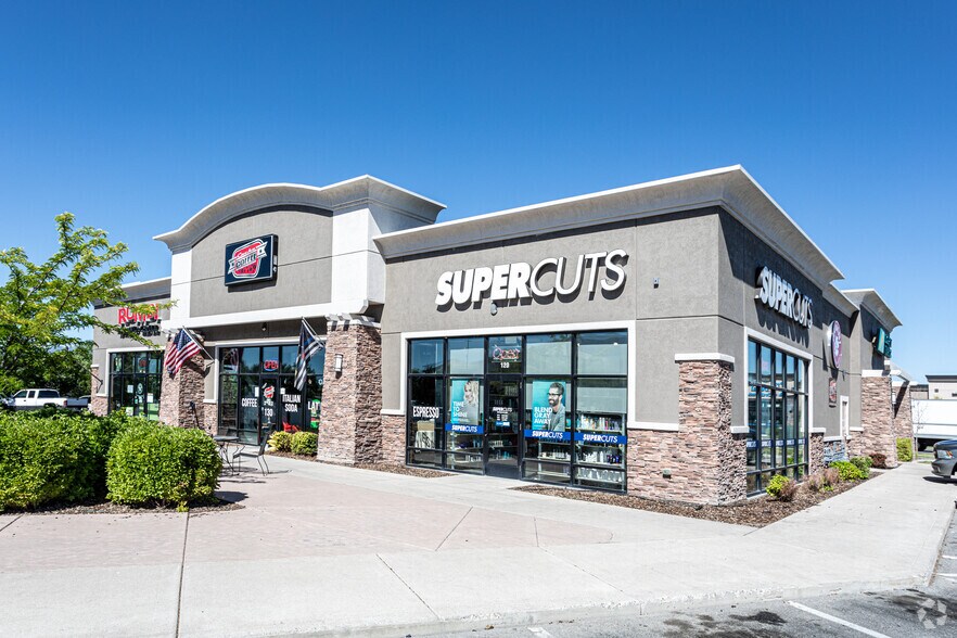 More Photos Of 981 S Main St, Logan Unknown For Lease