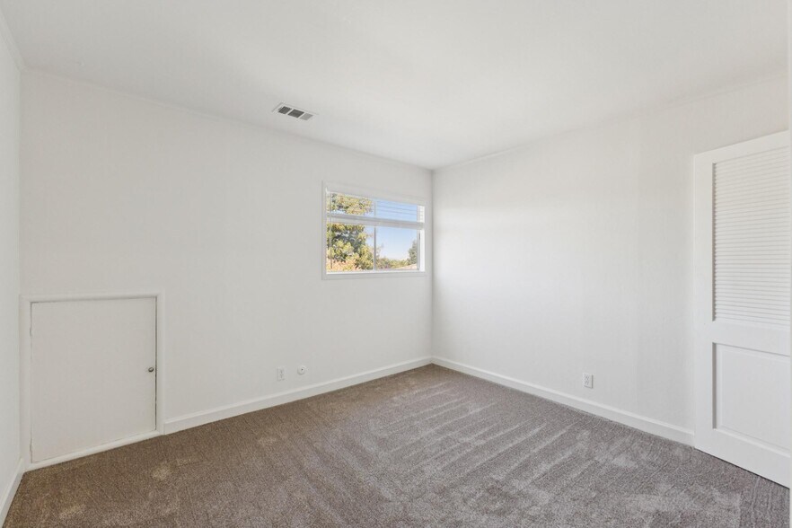 More Photos Of 3851 Vineyard Ave, Pleasanton Multifamily For Sale
