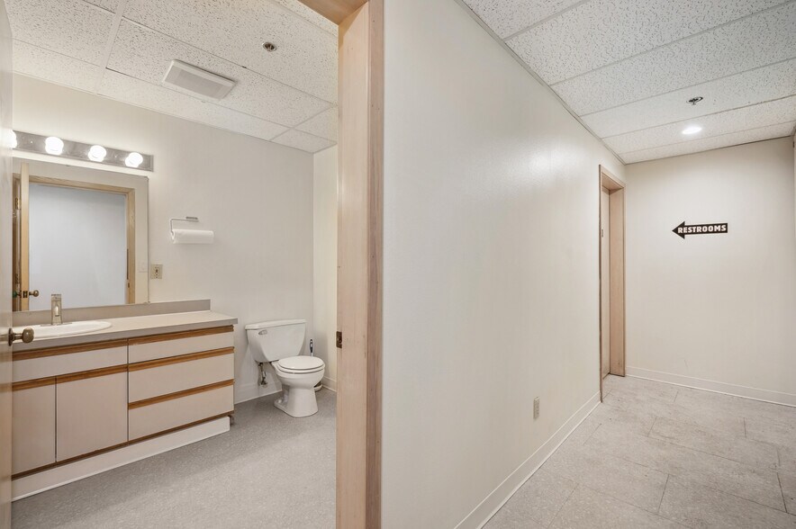 More Photos Of 41 Dravus St, Seattle Apartments For Lease