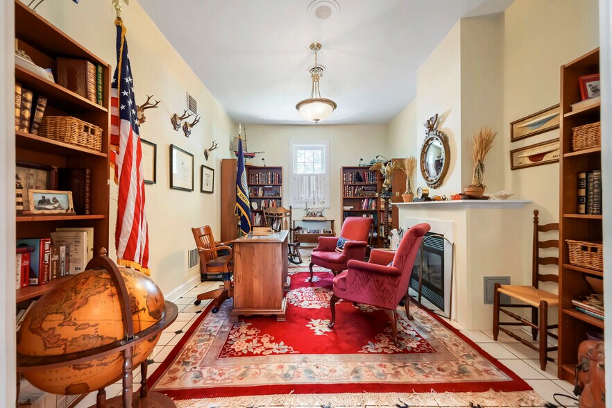 More Photos Of 426 S Crain Hwy, Glen Burnie Funeral Home For Sale