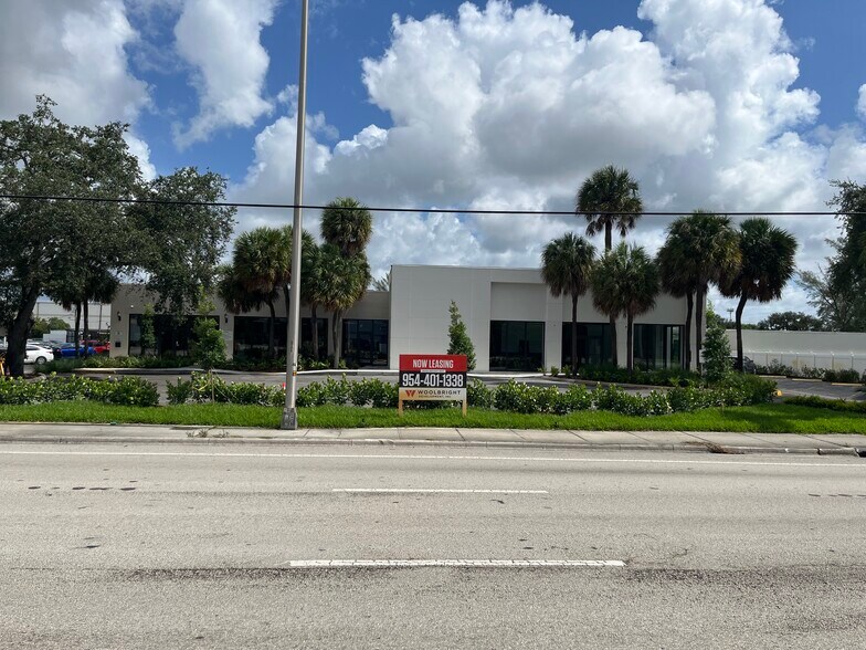 Primary Photo Of 3705 W Commercial Blvd, Fort Lauderdale Showroom For Sale
