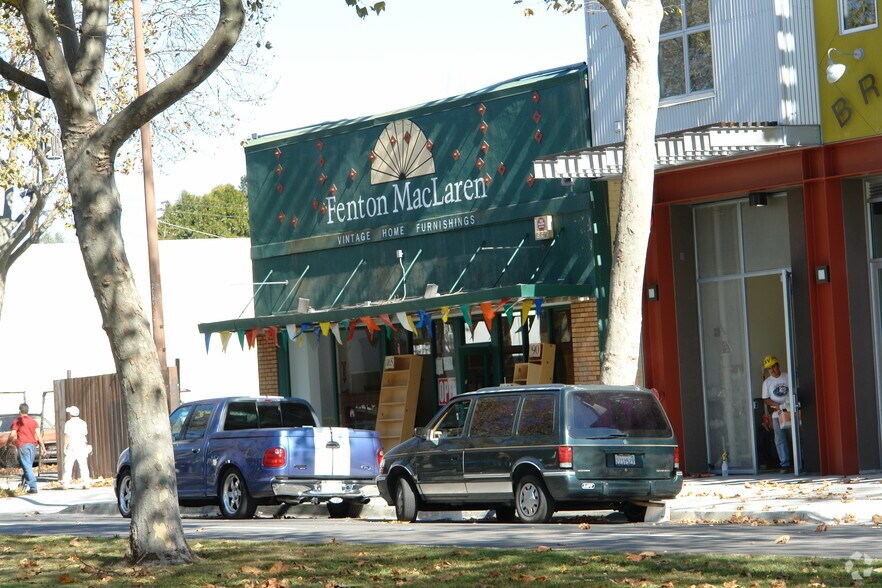 More Photos Of 2575 San Pablo Ave, Berkeley Freestanding For Lease