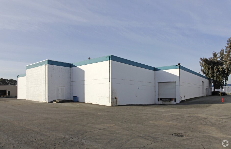 More Photos Of 26604-26610 Corporate Ave, Hayward Warehouse For Lease