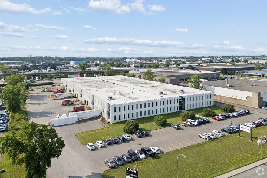 More Photos Of 1710 Rte Transcanadienne, Dorval Distribution For Lease