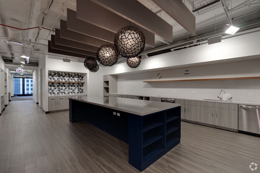 Photo of 11st Floor Ste 1150