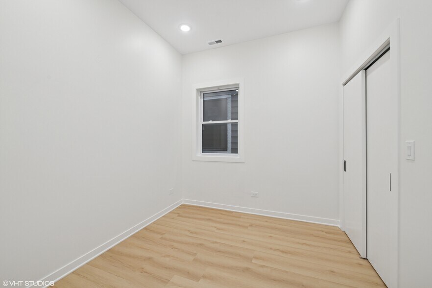 More Photos Of 3616 W Polk St, Chicago Apartments For Sale