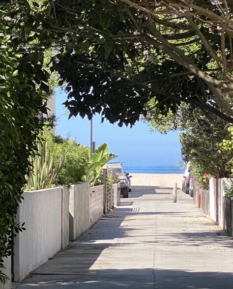 More Photos Of 3607 Pacific Ave, Marina del Rey Apartments For Sale