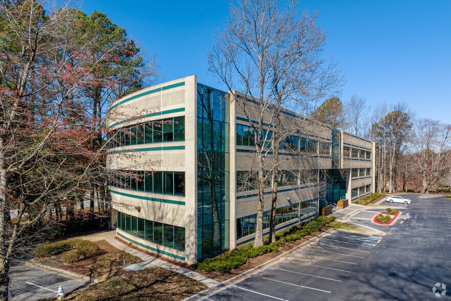 More Photos Of 1990 Lakeside Pky, Tucker Office For Lease