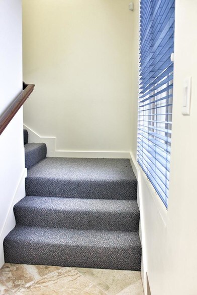 More Photos Of 524 Westgreen Blvd, Katy Medical For Lease