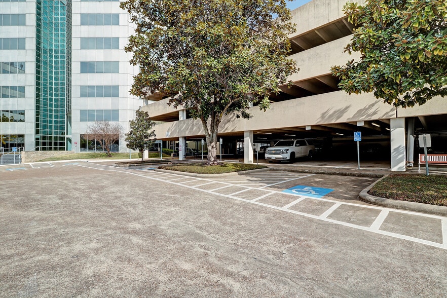 More Photos Of 602 Sawyer St, Houston Office For Lease