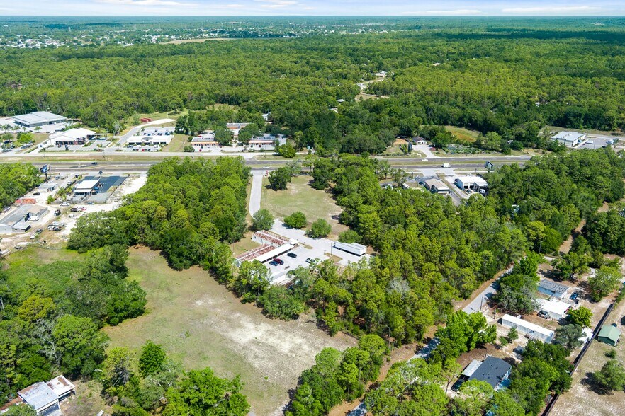 More Photos Of 15464 Cortez Blvd, Brooksville Unknown For Lease