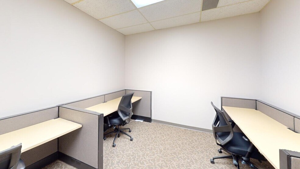 More Photos Of 13057 W Center Rd, Omaha Office For Lease