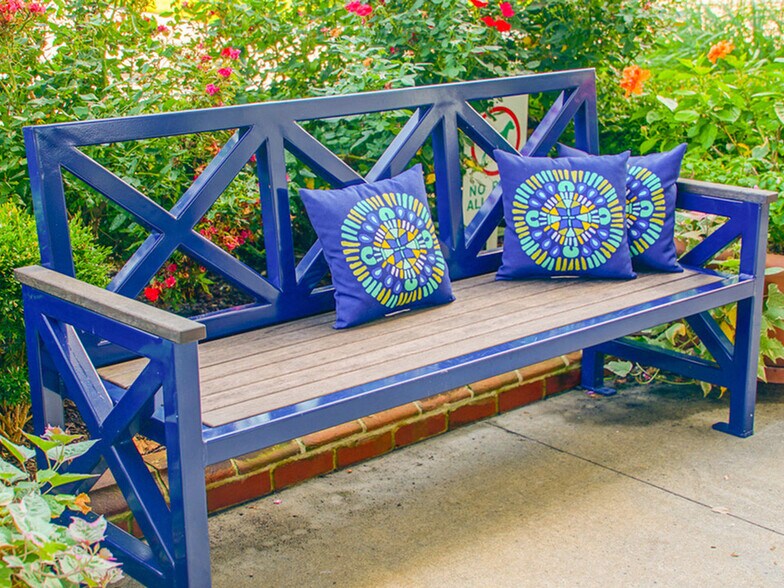 More Photos Of 670 Downey Green, Hampton Apartments For Sale