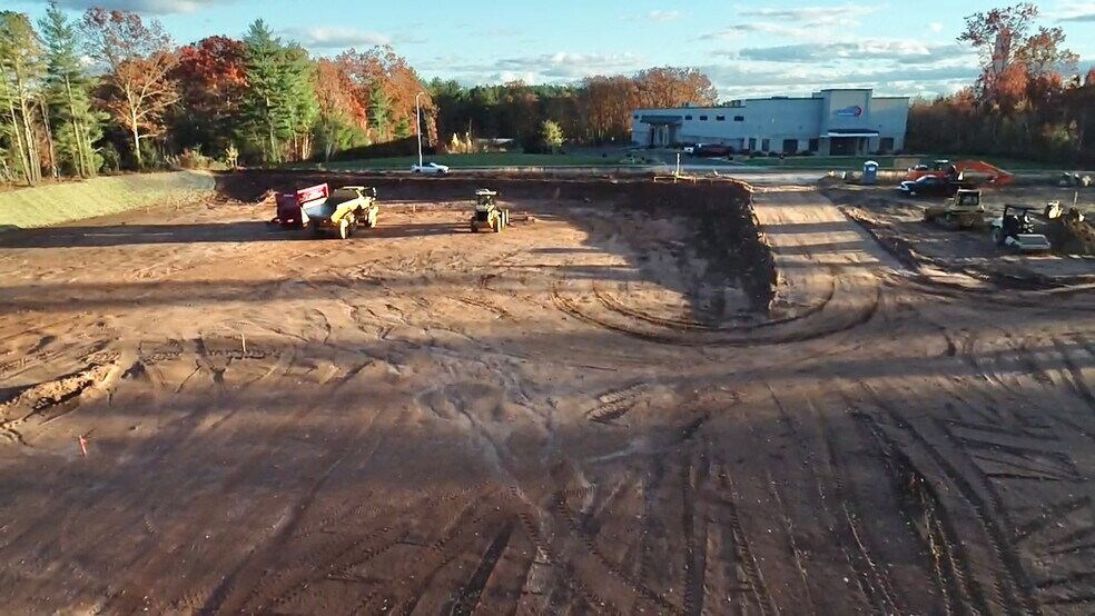 More Photos Of 135 Business Drive park, Bristol Industrial For Lease