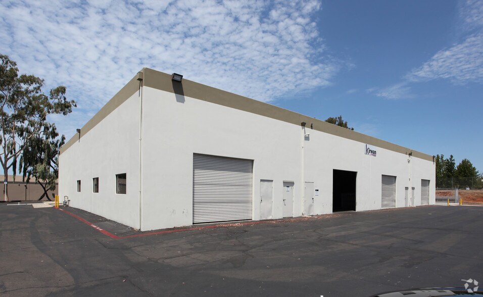More Photos Of 6970-6984 Convoy Ct, San Diego Unknown For Lease