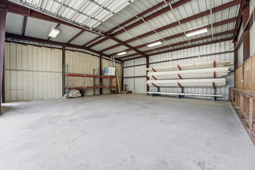More Photos Of 14102 Pine Meadow Ln, Tomball Warehouse For Sale
