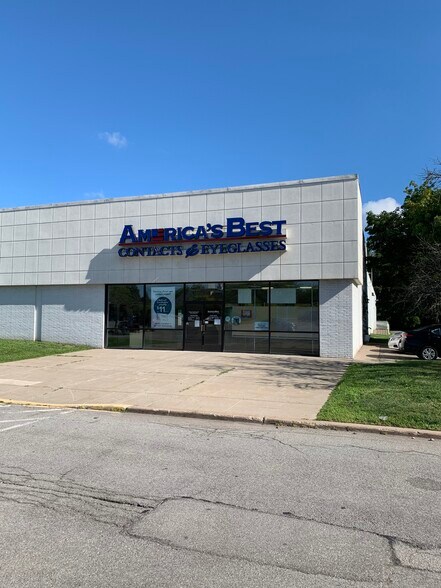 More Photos Of 3042 Ridge Rd W, Greece Unknown For Lease