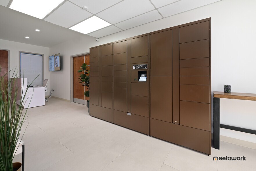 More Photos Of 2181 S Atlantic Blvd, Commerce Office For Lease