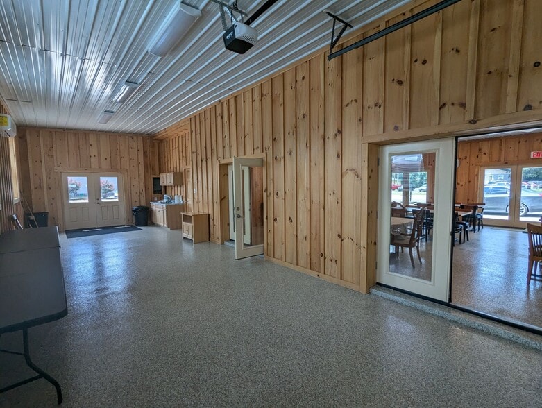 More Photos Of 562 W 29th St, Buena Vista Freestanding For Sale