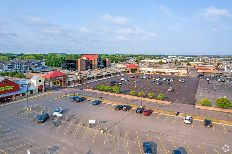 More Photos Of 110 2nd St S, Saint Cloud Unknown For Lease