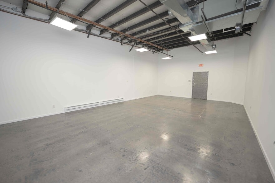 More Photos Of 8 John Walsh Blvd, Peekskill Office For Lease